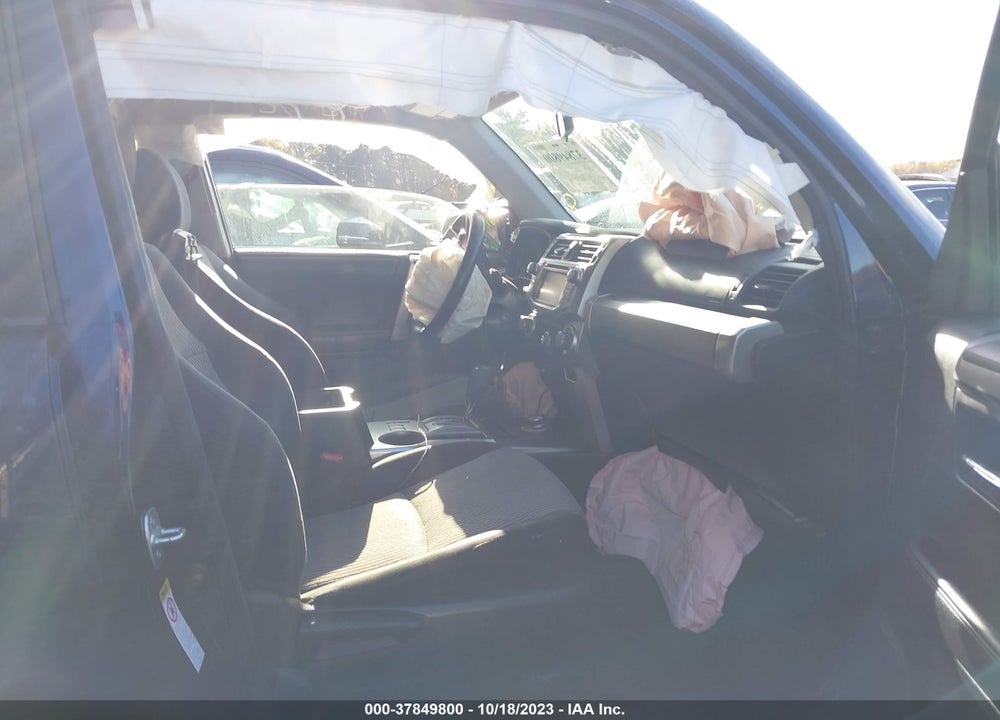 2014 TOYOTA 4RUNNER SR5 VIN: JTEBU5JRXE5156270
