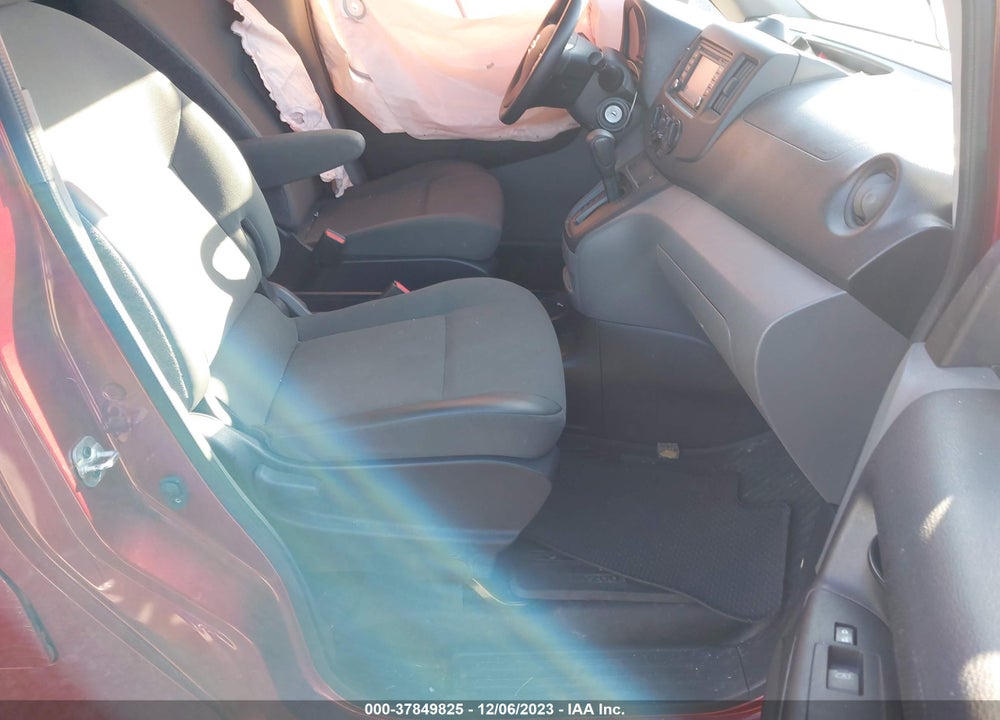 2019 NISSAN NV200 COMPACT CARGO SV VIN: 3N6CM0KN8KK711495