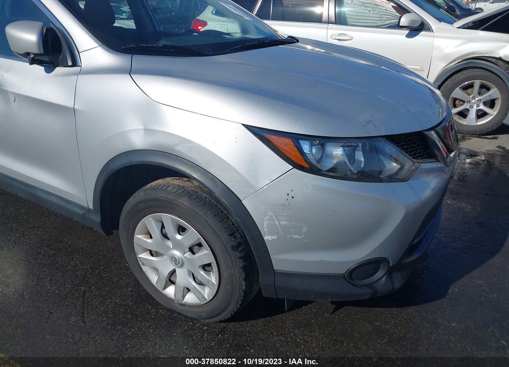 2019 NISSAN ROGUE SPORT S VIN: JN1BJ1CP4KW240451