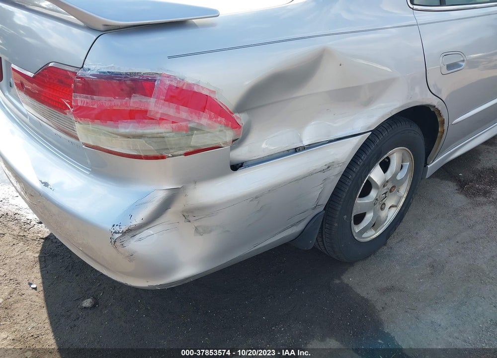 2001 HONDA ACCORD SDN EX W/LEATHER/EX VIN: 1HGCG56671A070237