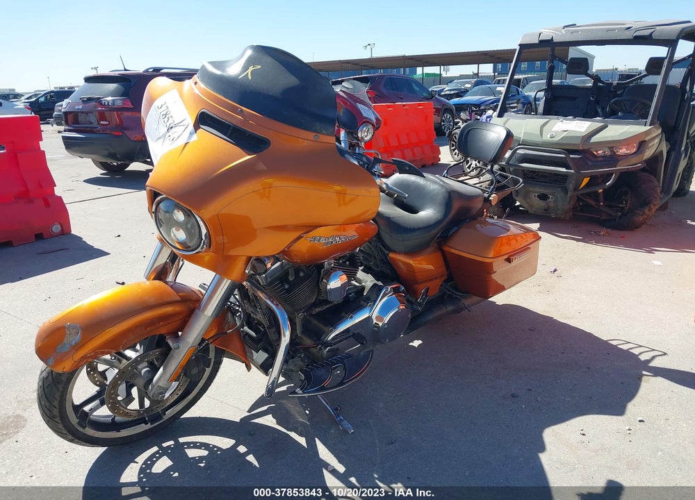 2015 HARLEY-DAVIDSON FLHXS STREET GLIDE SPECIAL VIN: 1HD1KRM17FB627568