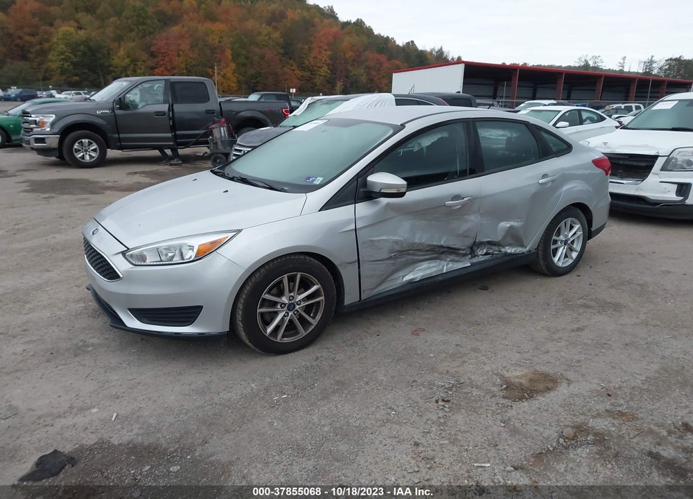 2016 FORD FOCUS SE VIN: 1FADP3F21GL404088