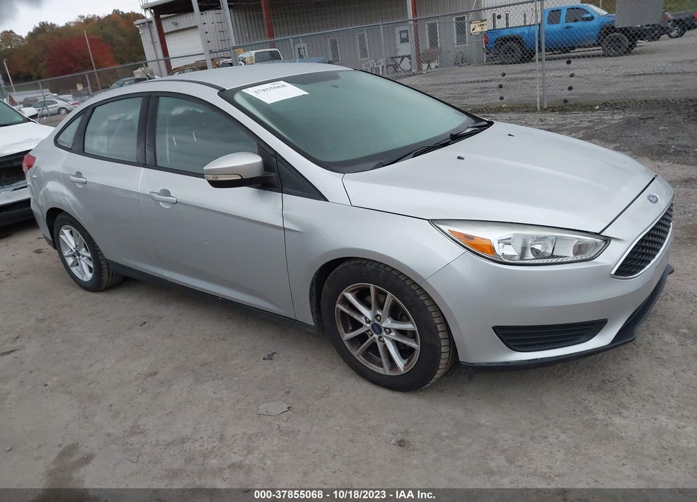2016 FORD FOCUS SE VIN: 1FADP3F21GL404088