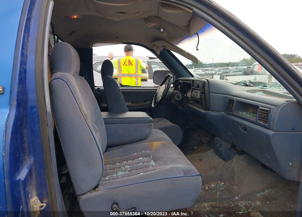 1994 DODGE RAM 2500 VIN: 1B7KC26CXRS581442