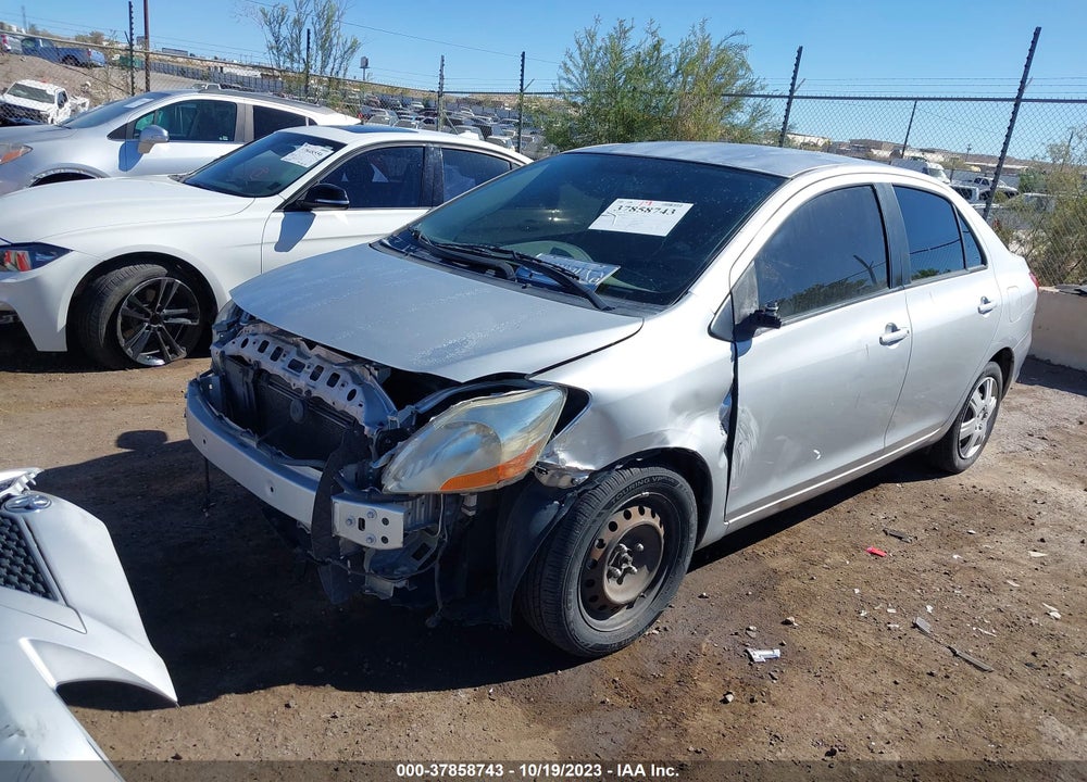2010 TOYOTA YARIS VIN: JTDBT4K35A1372654