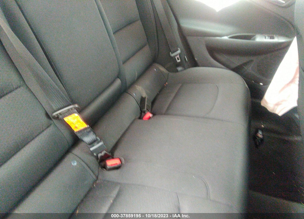 2018 CHEVROLET MALIBU LT VIN: 1G1ZD5STXJF145473