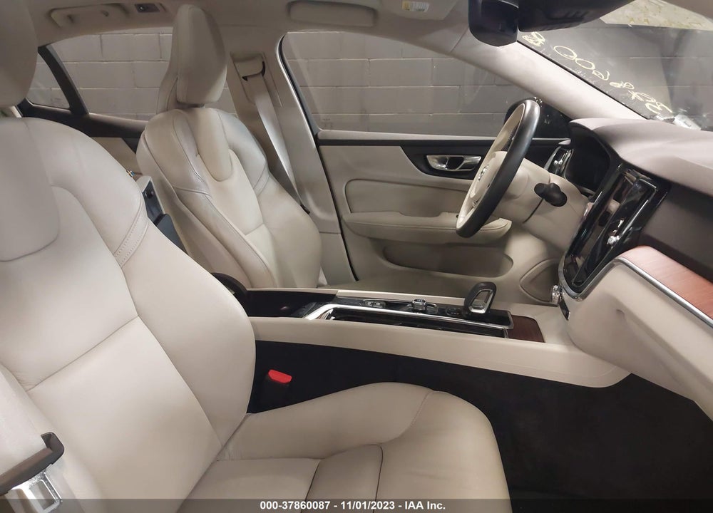 2022 VOLVO S60 B5 MOMENTUM VIN: 7JRL12FZ0NG172251