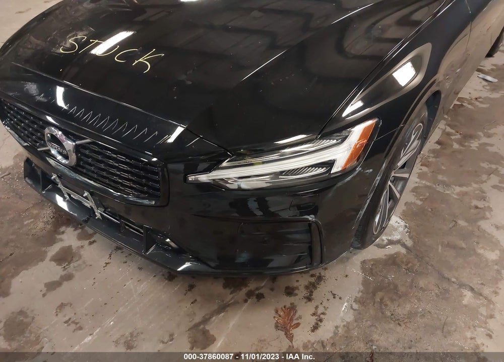 2022 VOLVO S60 B5 MOMENTUM VIN: 7JRL12FZ0NG172251