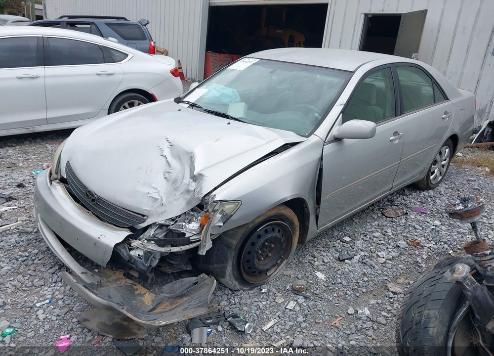 2002 TOYOTA CAMRY XLE VIN: 4T1BE32K92U098415