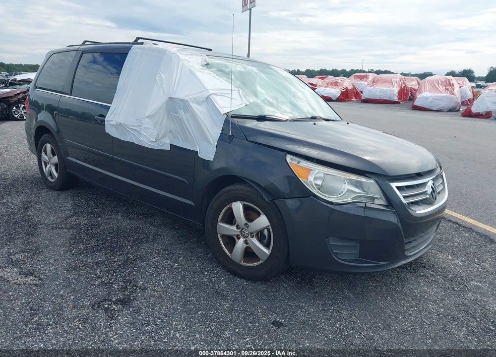 2011 VOLKSWAGEN ROUTAN SEL VIN: 2V4RW5DG0BR658555