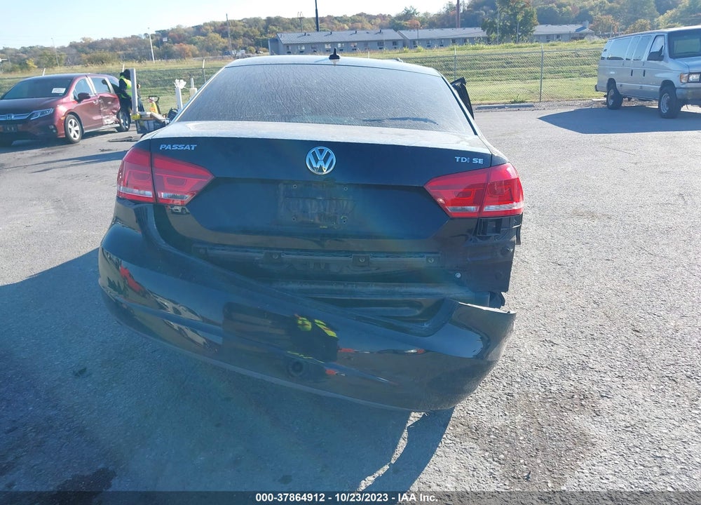 2014 VOLKSWAGEN PASSAT 2.0L TDI SE VIN: 1VWBN7A3XEC058874