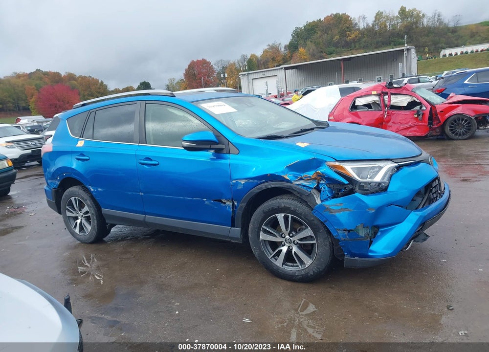 2018 TOYOTA RAV4 XLE VIN: JTMRFREV3JJ740636