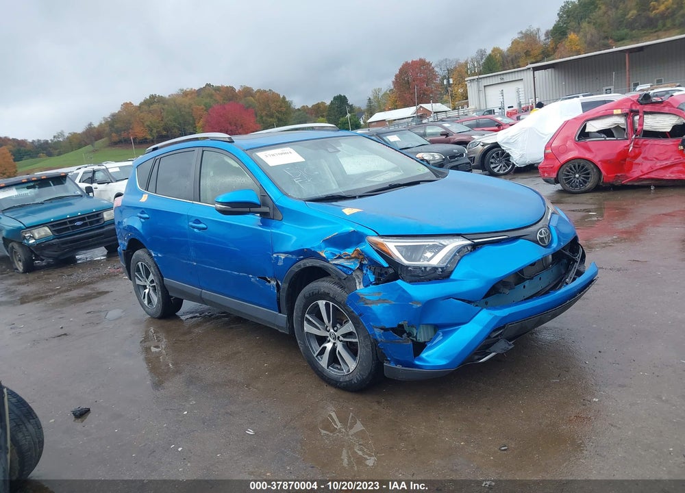 2018 TOYOTA RAV4 XLE VIN: JTMRFREV3JJ740636