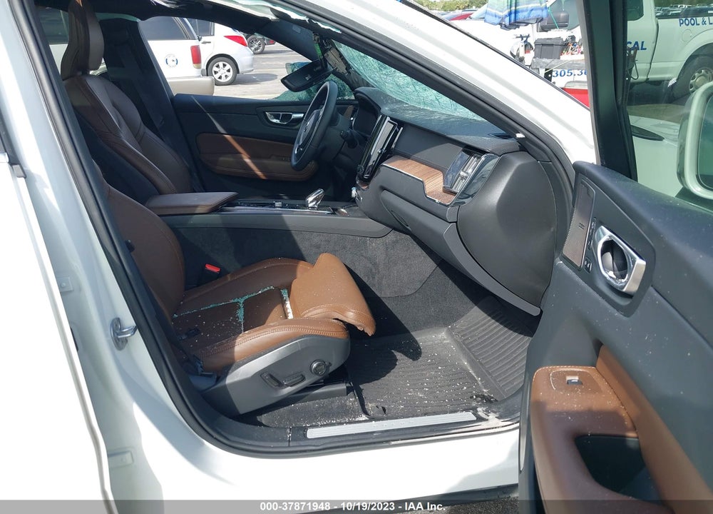 2022 VOLVO XC60 B5 INSCRIPTION VIN: YV4L12DL4N1025024
