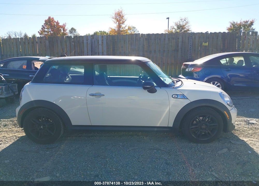 2013 MINI HARDTOP COOPER S VIN: WMWSV3C53DT389799