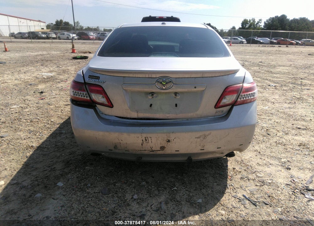 2010 TOYOTA CAMRY SE VIN: 4T1BF3EK2AU114607