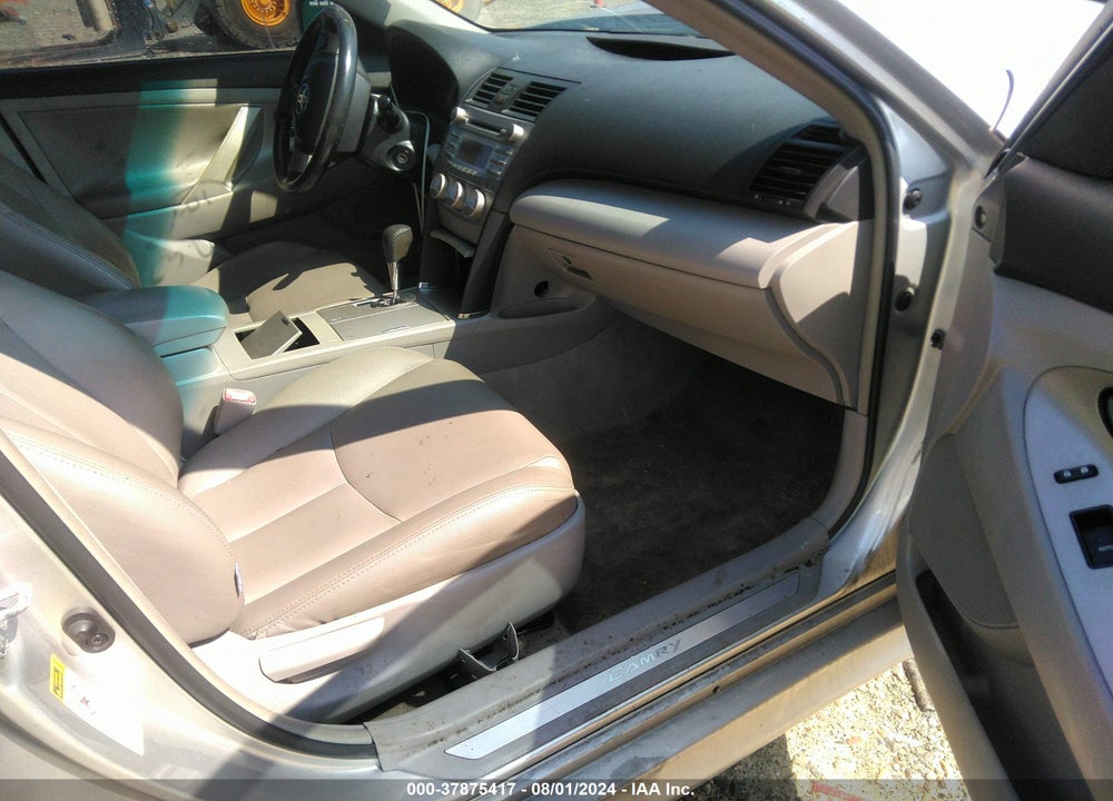 2010 TOYOTA CAMRY SE VIN: 4T1BF3EK2AU114607
