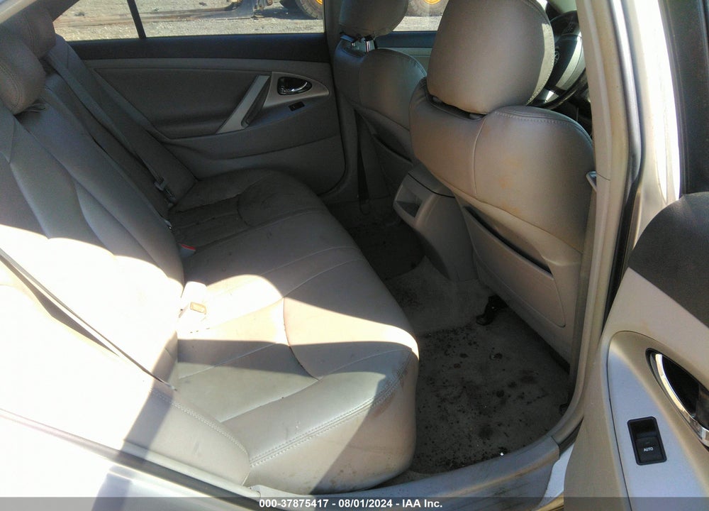 2010 TOYOTA CAMRY SE VIN: 4T1BF3EK2AU114607