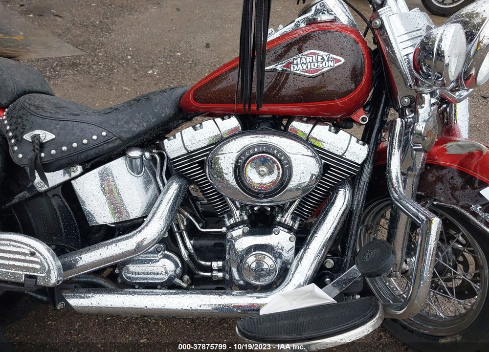 2013 HARLEY-DAVIDSON FLSTC HERITAGE SOFTAIL CLASSIC VIN: 1HD1BWV12DB013490
