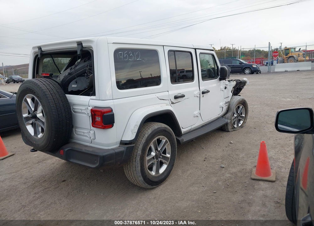 2018 JEEP WRANGLER UNLIMITED SAHARA 4X4 VIN: 1C4HJXEG7JW175312