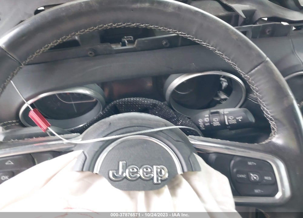 2018 JEEP WRANGLER UNLIMITED SAHARA 4X4 VIN: 1C4HJXEG7JW175312