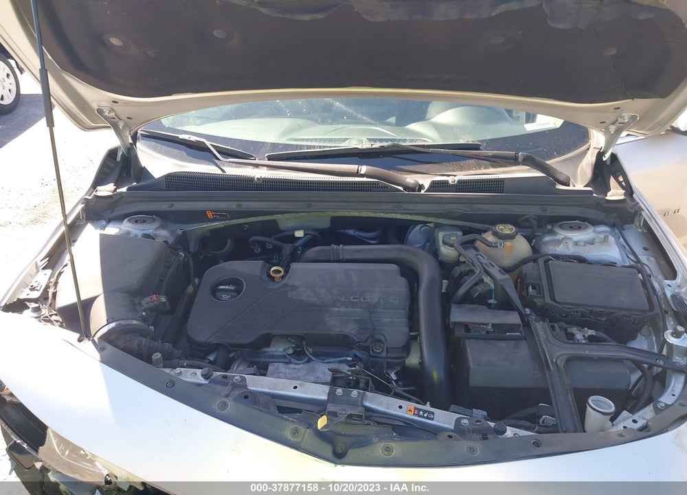 2018 CHEVROLET MALIBU LT VIN: 1G1ZD5ST2JF135598