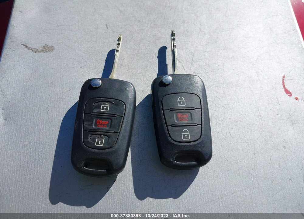 2013 KIA SOUL VIN: KNDJT2A61D7518612
