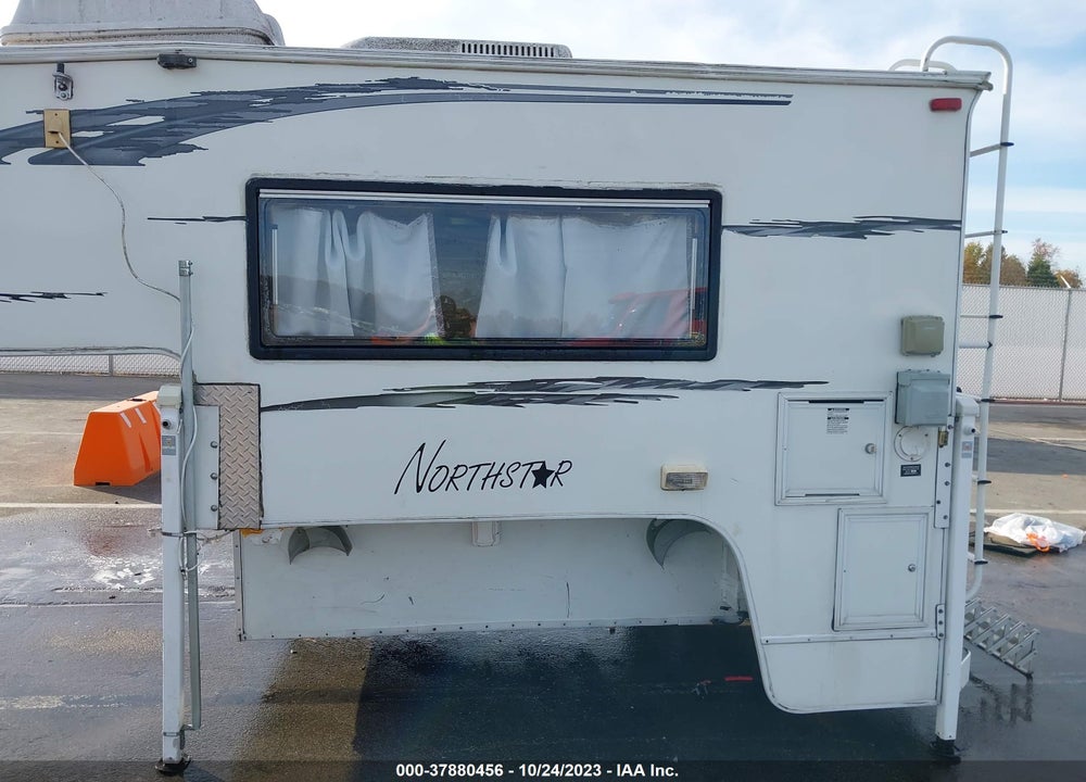 2010 NORTH STAR FREEDOM VIN: 1W9TC300XAW027620