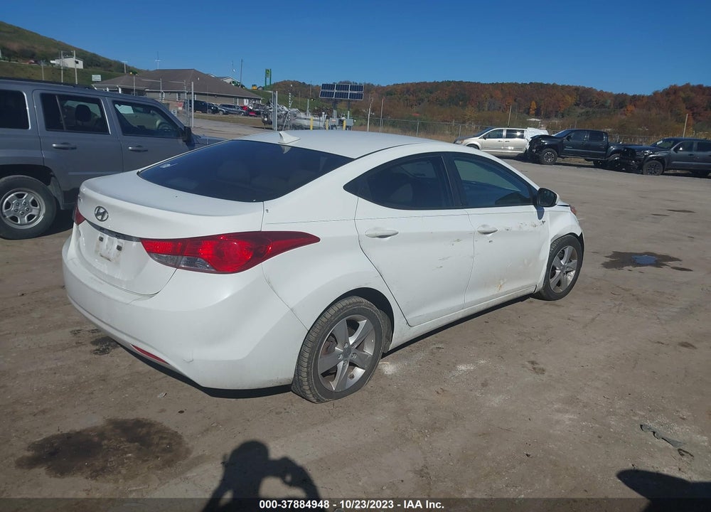 2013 HYUNDAI ELANTRA GLS VIN: 5NPDH4AE4DH295527