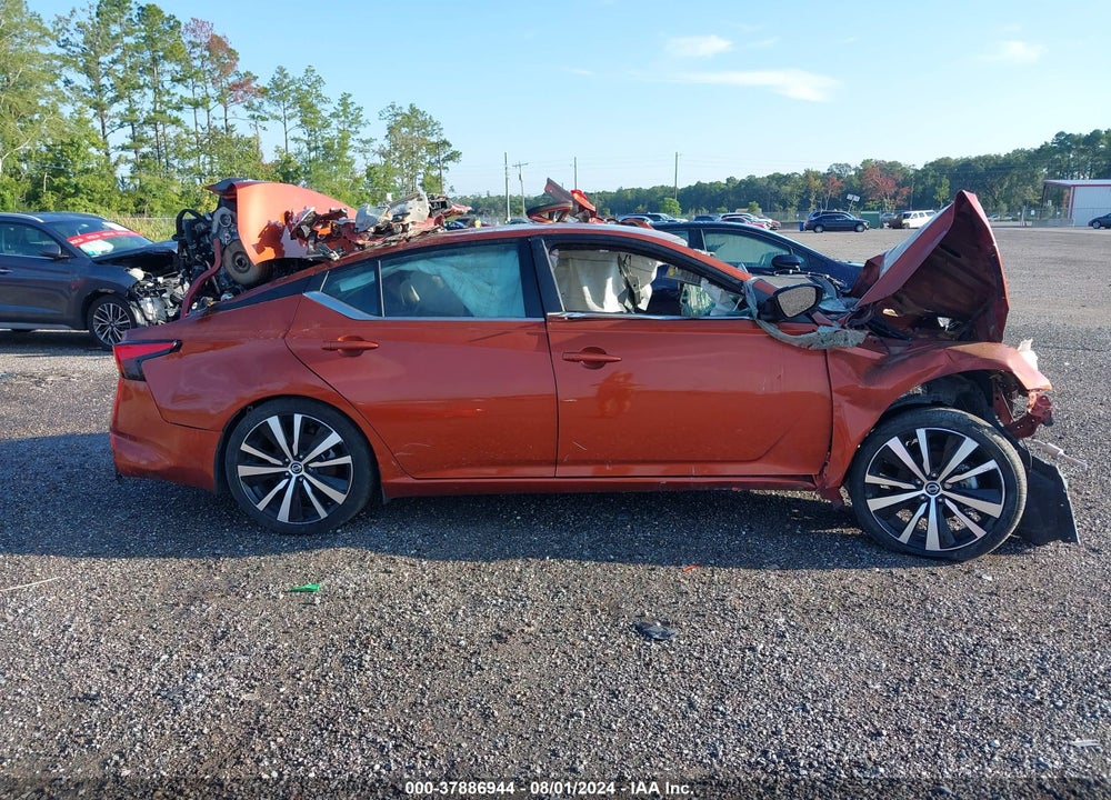 2022 NISSAN ALTIMA SR FWD VIN: 1N4BL4CV6NN417671