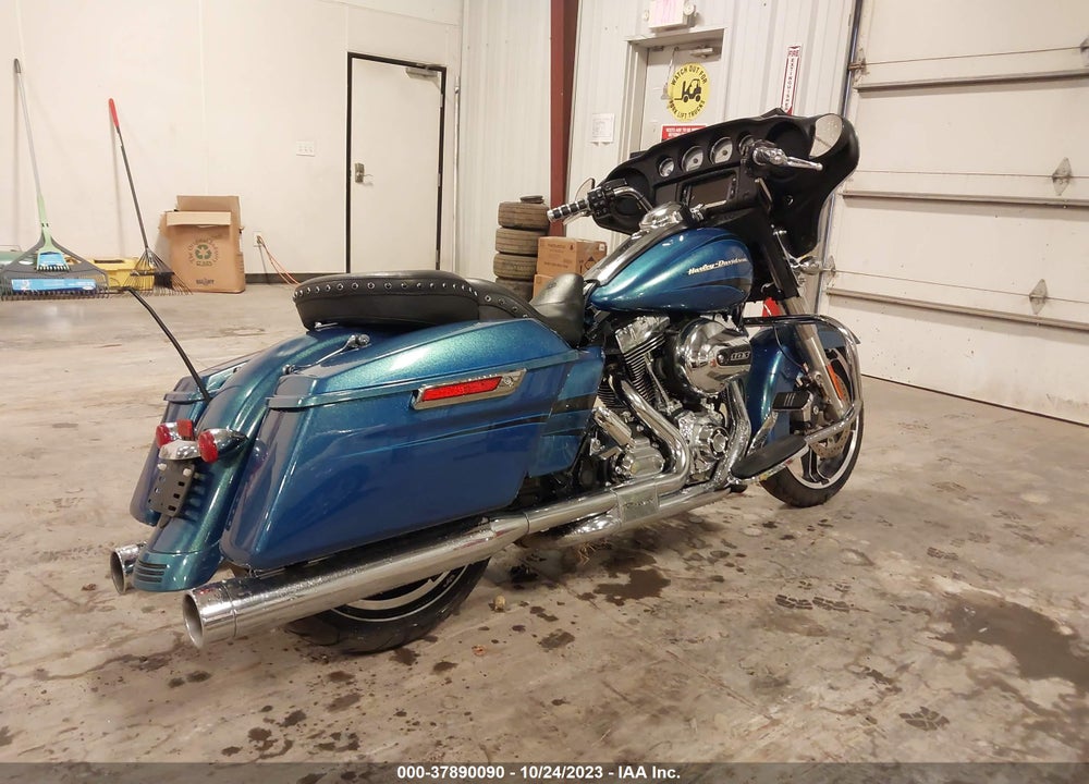 2014 HARLEY-DAVIDSON FLHX STREET GLIDE VIN: 1HD1KBM19EB701451