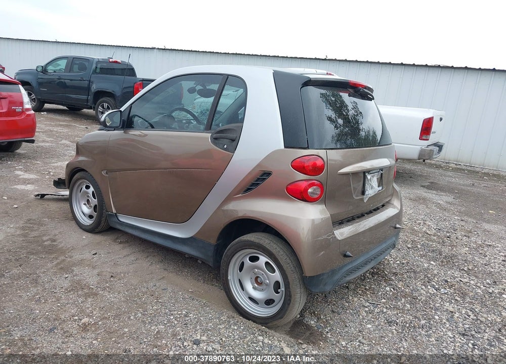 2014 SMART FORTWO PASSION/PURE VIN: WMEEJ3BA8EK737647