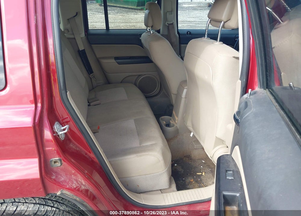 2014 JEEP PATRIOT SPORT VIN: 1C4NJPBA8ED705355
