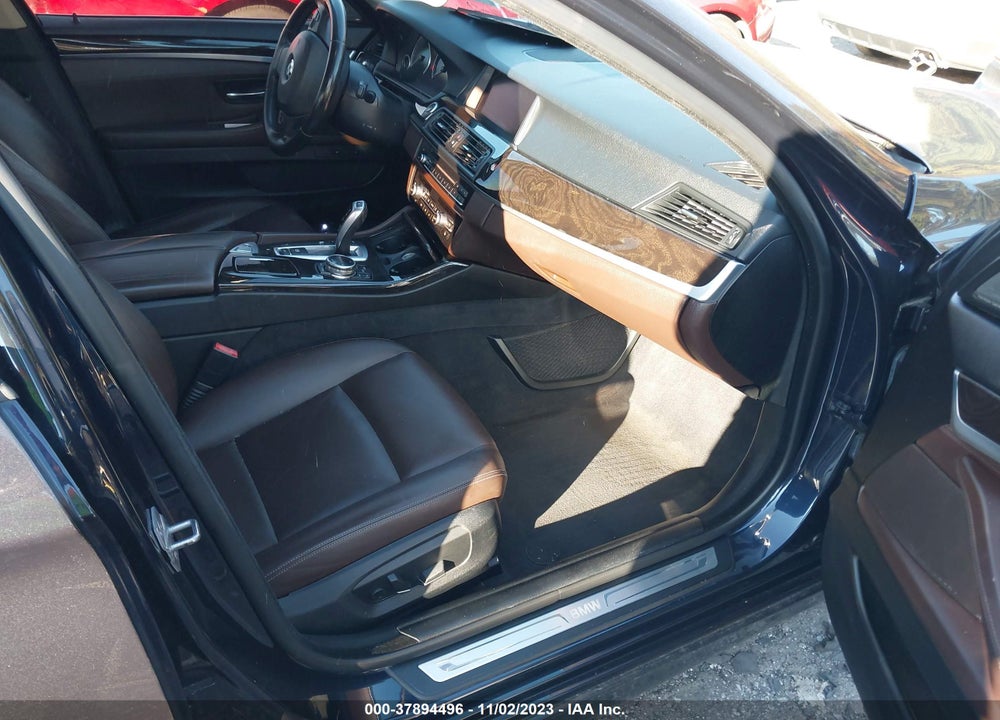 2015 BMW 528I VIN: WBA5A5C53FD513247