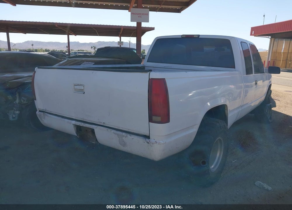 1998 CHEVROLET K1500 FLEETSIDE VIN: 1GCEK19R3WR125697