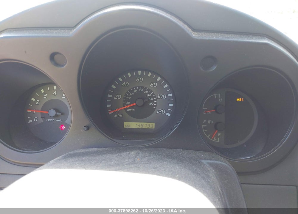 2002 NISSAN XTERRA XE VIN: 5N1ED28T02C551921