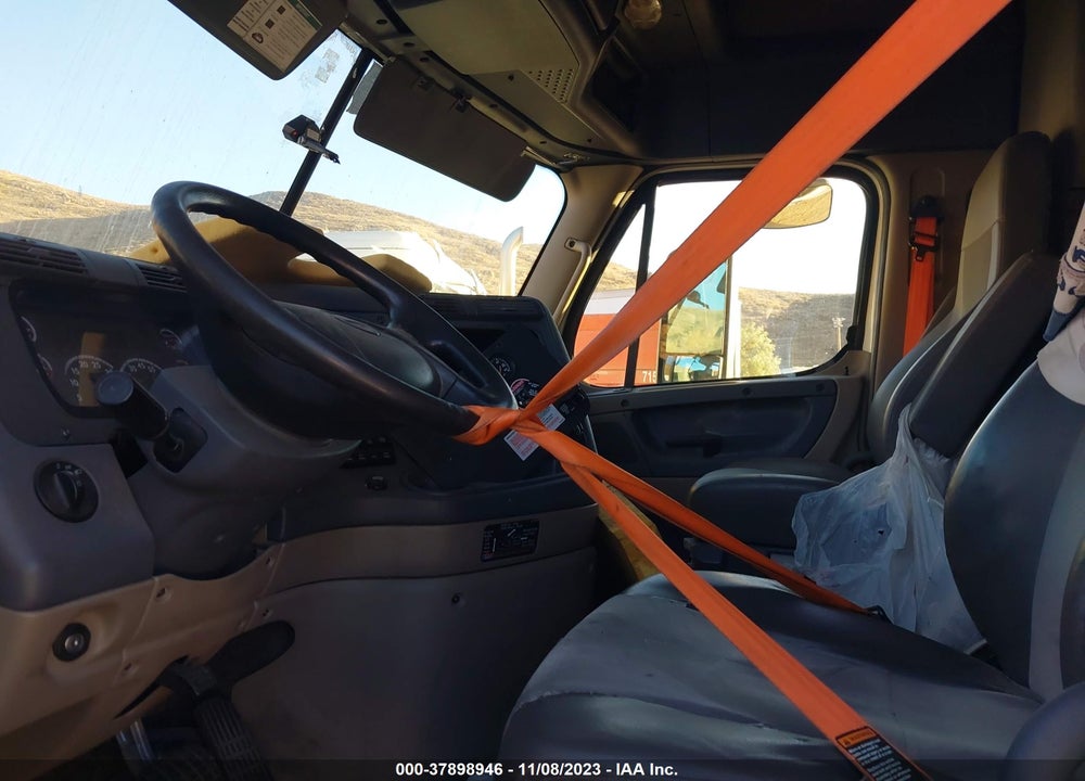 2017 FREIGHTLINER CASCADIA 125 VIN: 3AKJGLDR7HSHV1522