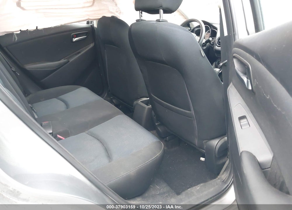 2016 SCION IA VIN: 3MYDLBZVXGY139816