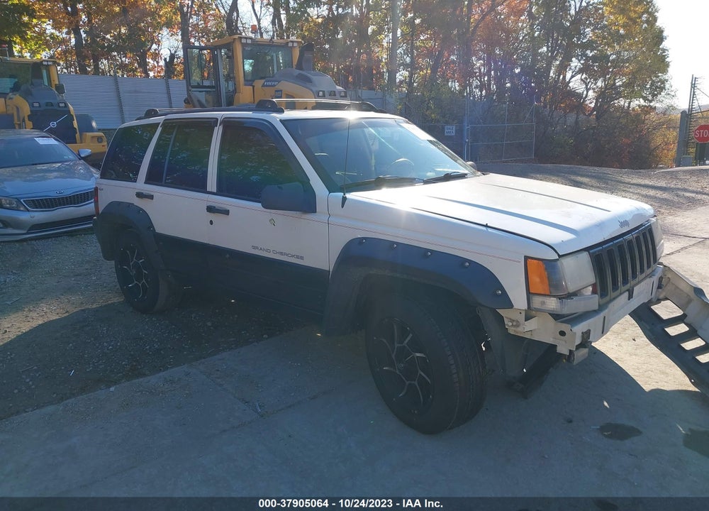 1998 JEEP GRAND CHEROKEE LAREDO VIN: 1J4GZ58S0WC138968