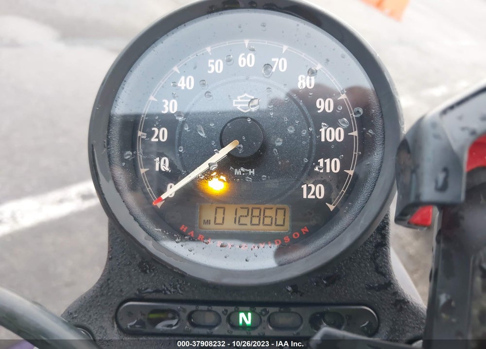 2014 HARLEY-DAVIDSON XL883 IRON 883 VIN: 1HD4LE212EC405079