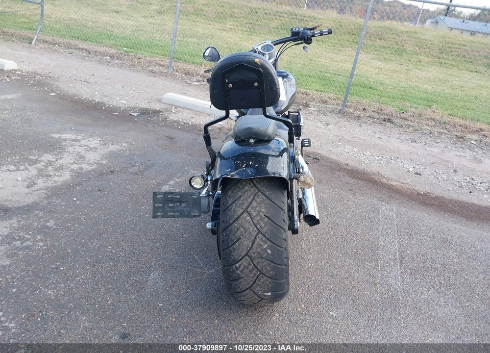 2013 HARLEY-DAVIDSON FXSB BREAKOUT VIN: 1HD1BFV26DB041141