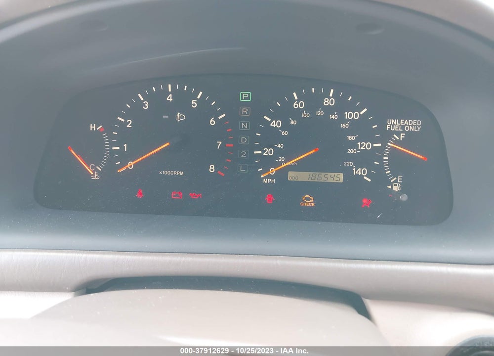 2000 LEXUS ES 300 VIN: JT8BF28G4Y0278950