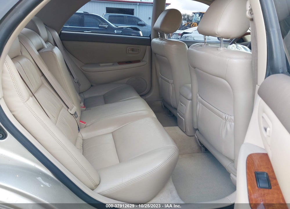 2000 LEXUS ES 300 VIN: JT8BF28G4Y0278950