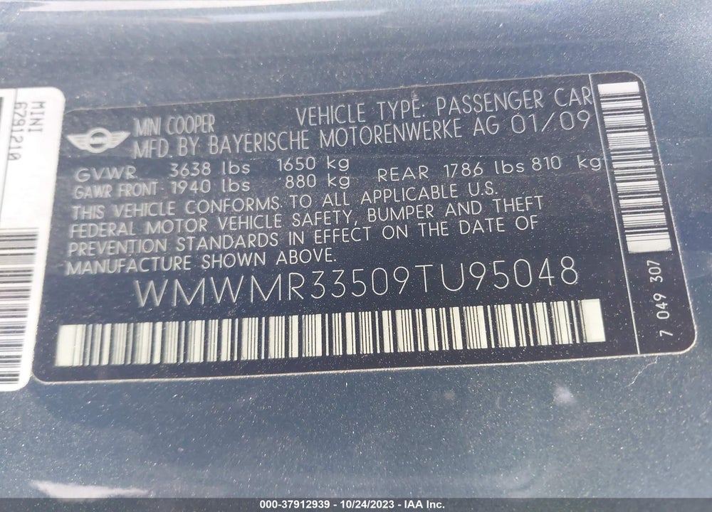 2009 MINI COOPER VIN: WMWMR33509TU95048