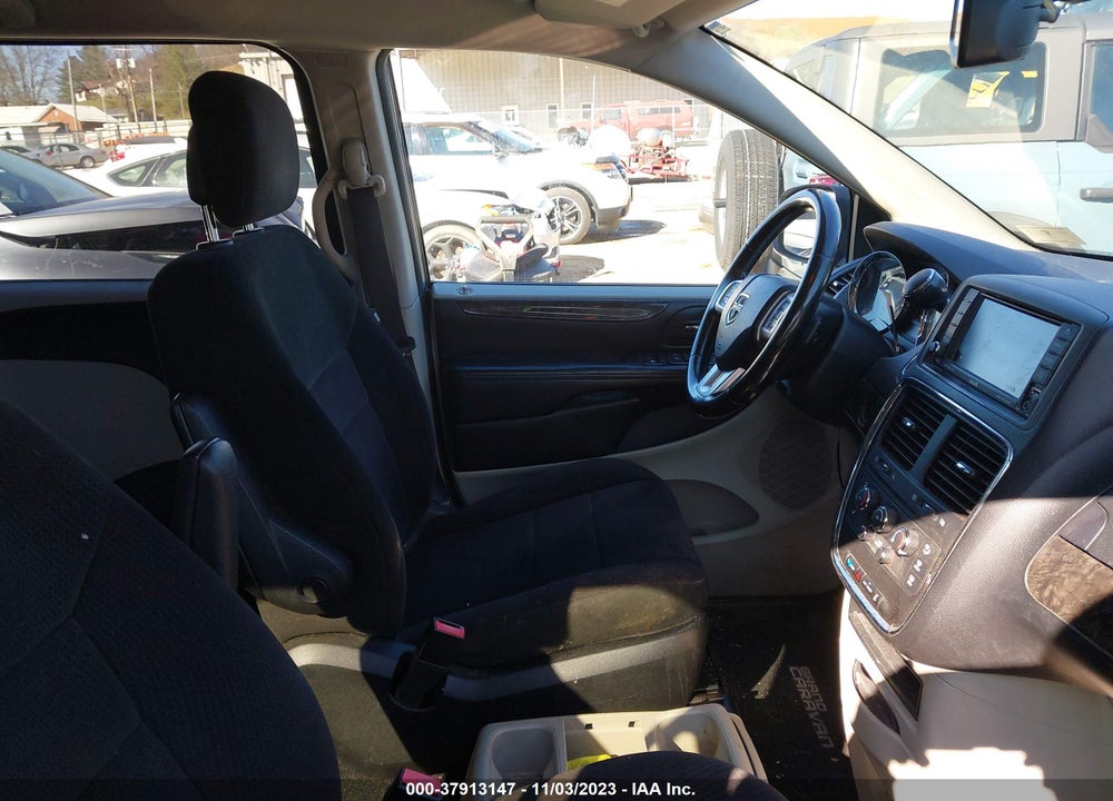 2011 DODGE GRAND CARAVAN MAINSTREET VIN: 2D4RN3DG7BR742313