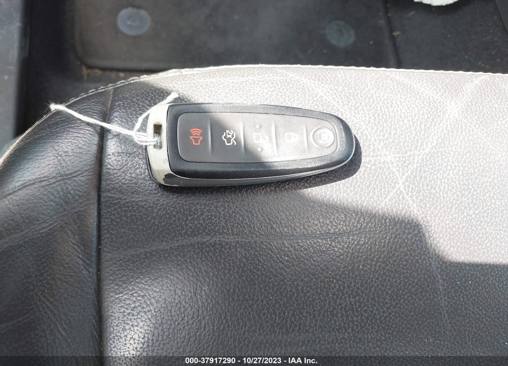 2016 FORD ESCAPE TITANIUM VIN: 1FMCU9J99GUA12231
