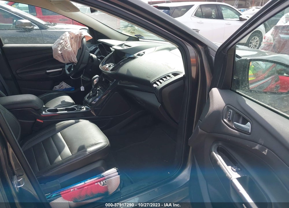 2016 FORD ESCAPE TITANIUM VIN: 1FMCU9J99GUA12231