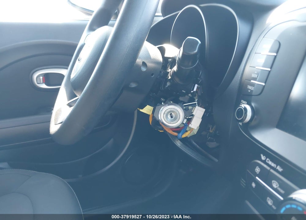 2018 KIA SOUL VIN: KNDJP3A52J7530457