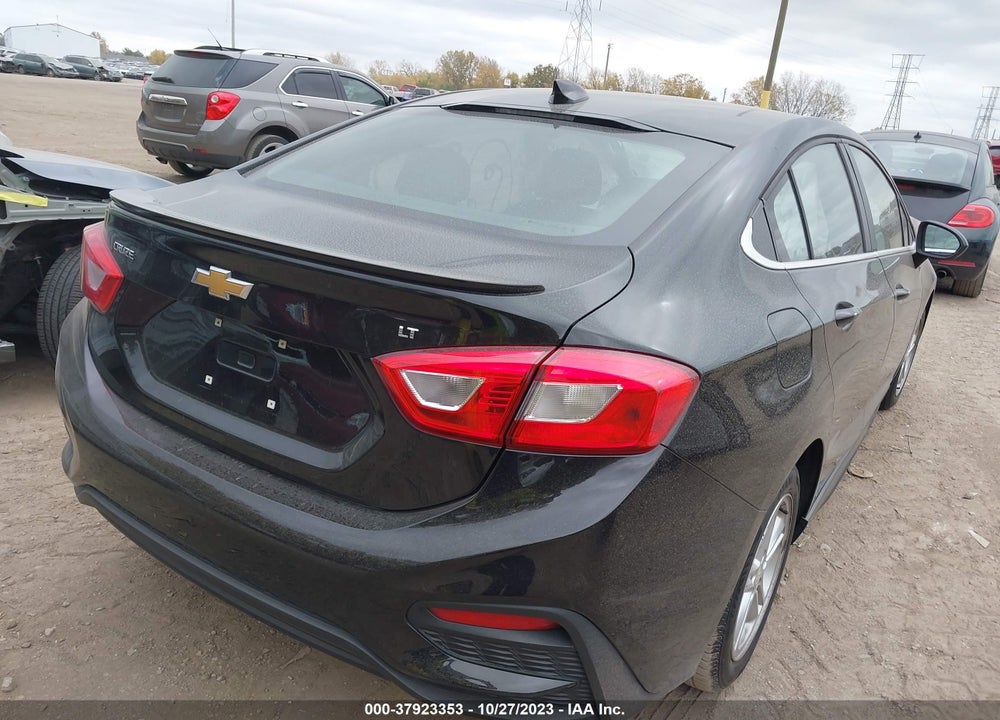 2018 CHEVROLET CRUZE LT AUTO VIN: 1G1BE5SM3J7149267