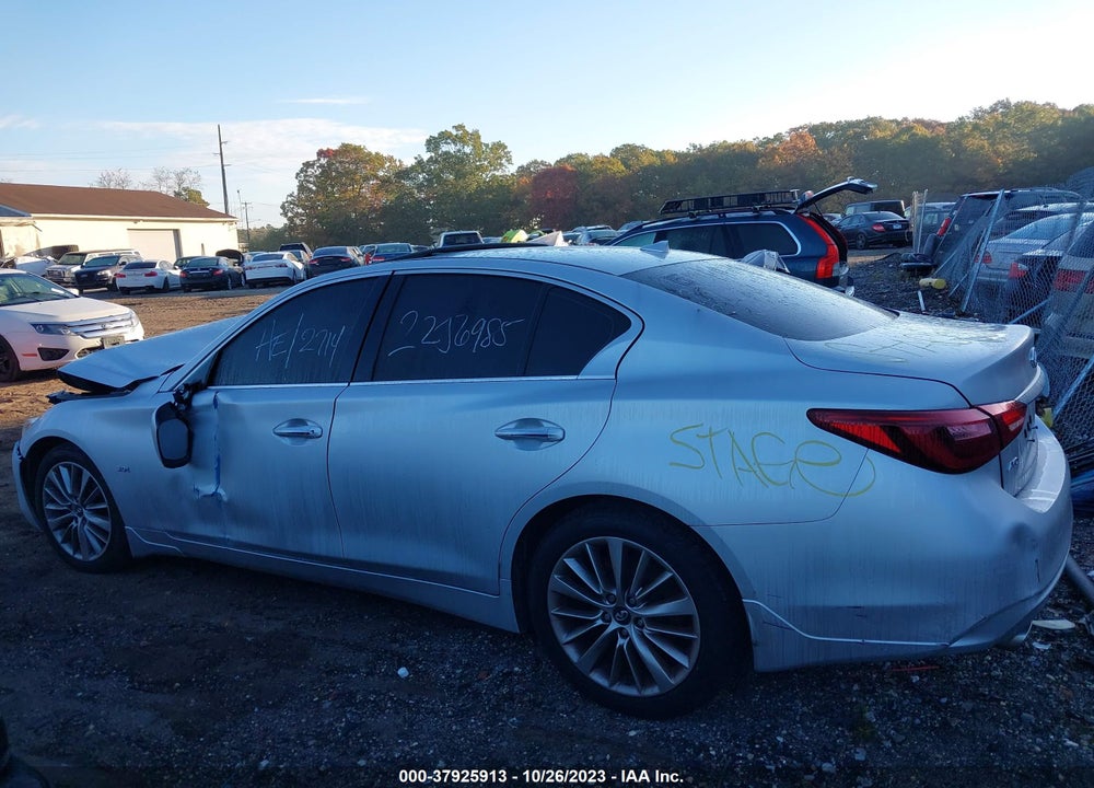 2018 INFINITI Q50 3.0T LUXE VIN: JN1EV7AR4JM610672